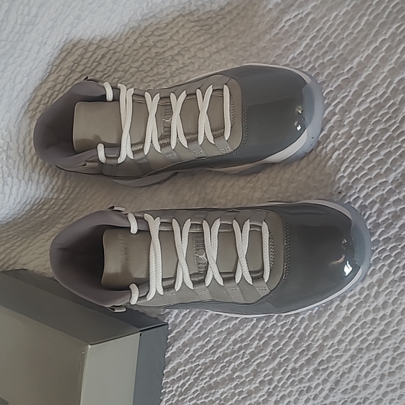 SOLD ***** - Picture 2 of 5